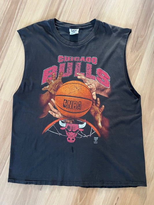 Vintage Chicago Bulls sleeveless muscle tank (2XL)