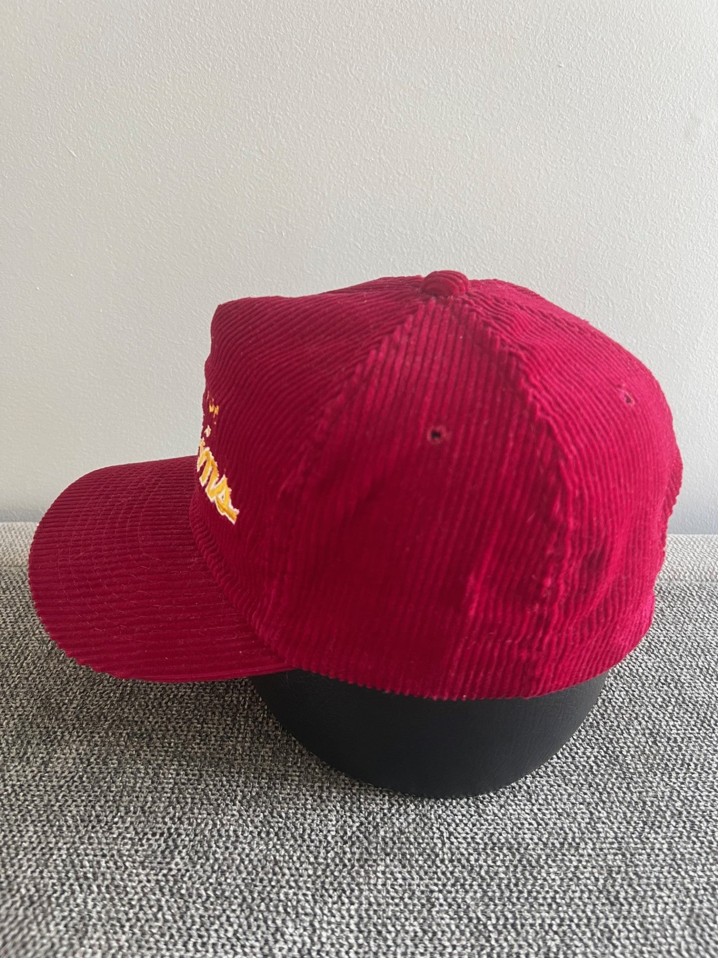 Vintage Washington Redskins Sports Specialties double line corduroy hat