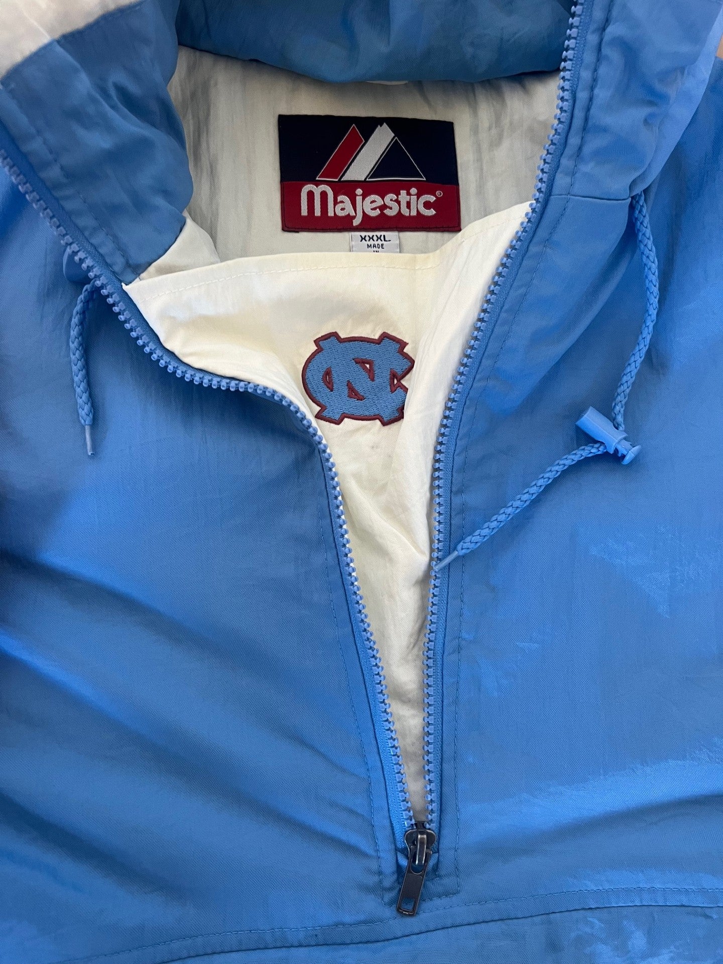 Vintage North Carolina Tar Heels heavy jacket (2XL)