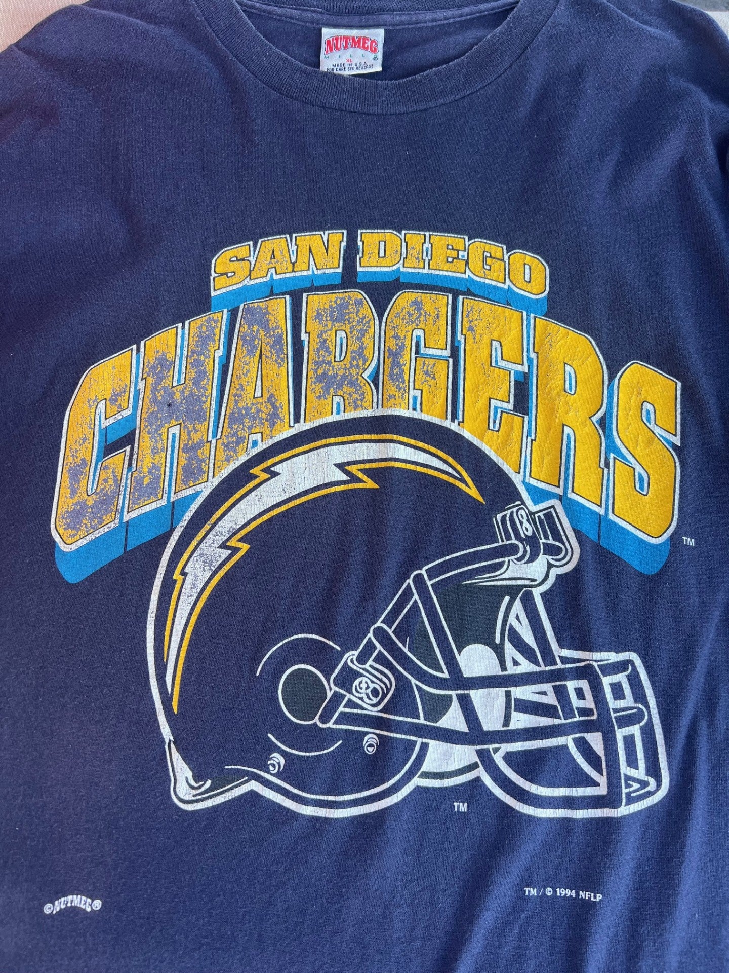 1994 San Diego Chargers helmet tee (XL)