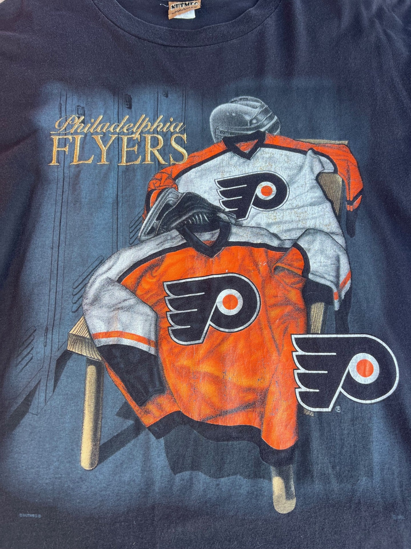 Vintage Philadelphia Flyers locker room graphic tee (L)