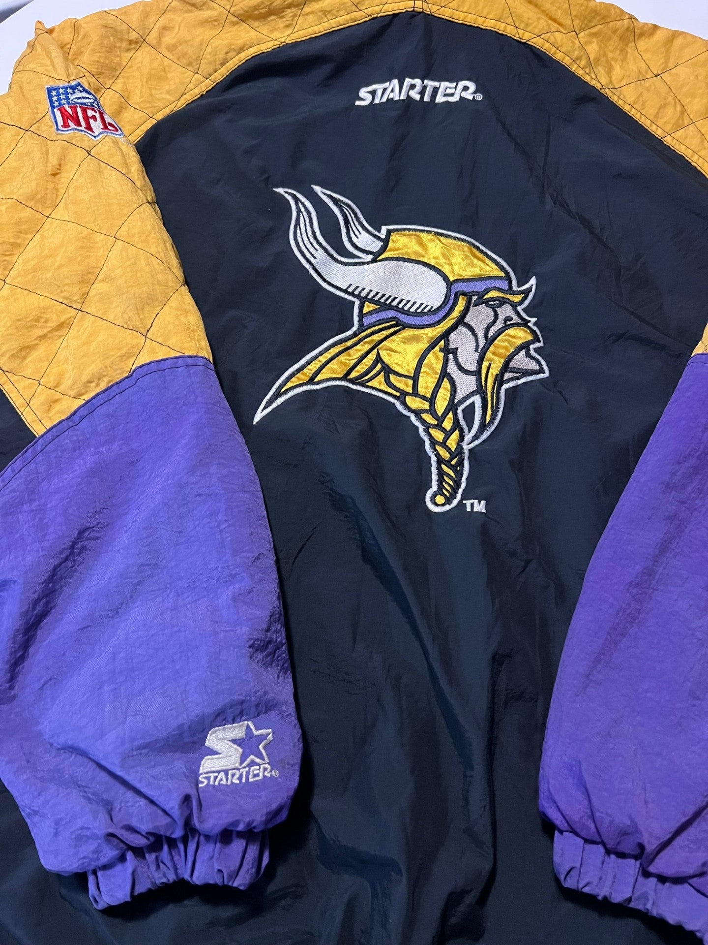 Vintage Minnesota Vikings Starter pro sport jacket (L)