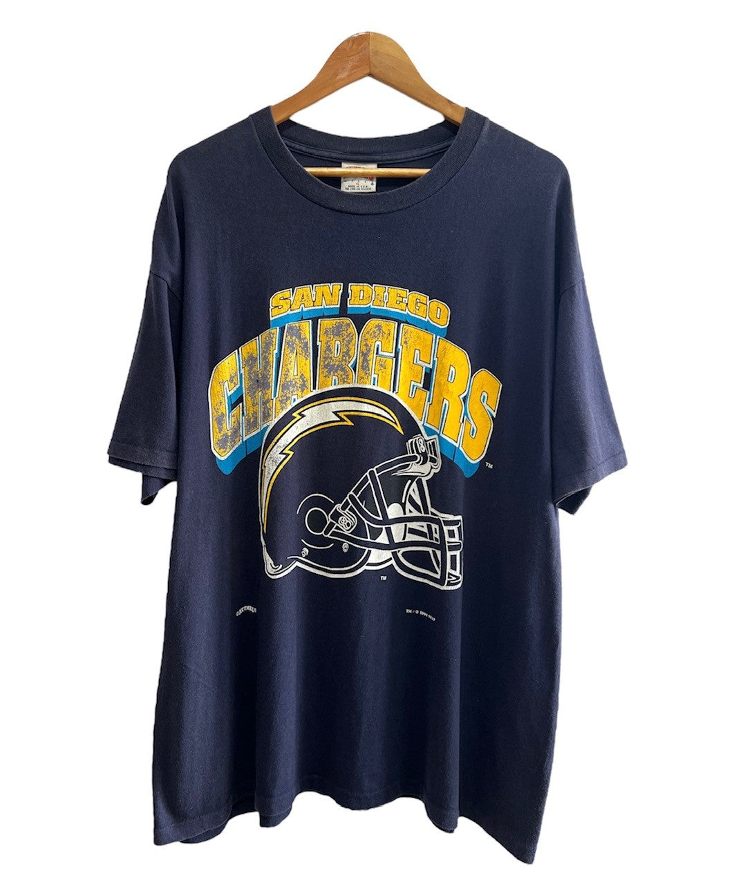 1994 San Diego Chargers helmet tee (XL)